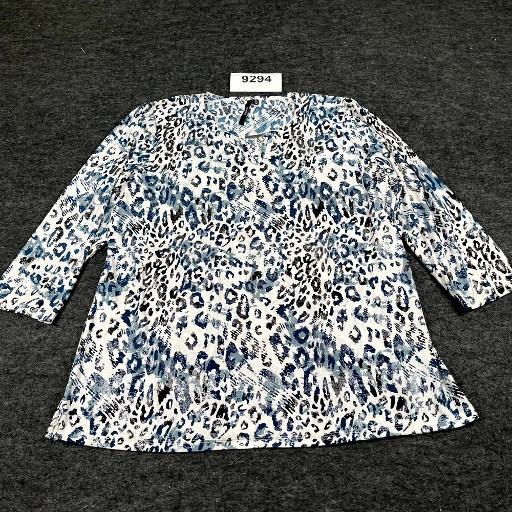 Cathy Blouse Top Womens XL Blue White Leopard‎ Print Stretch Split Neck Casual